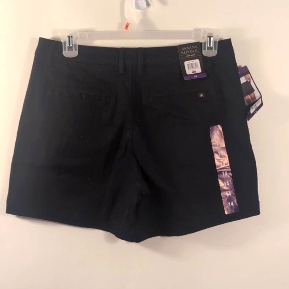 NWT Banana Republic Size 14 Black Chino Shorts | Tailored Work Staple - Picture 3 of 14